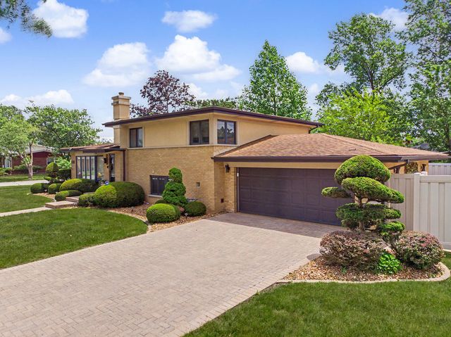 222 S Mayfair Place, Chicago Heights, IL 60411