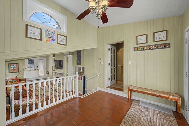 222 S Mayfair Place, Chicago Heights, IL 60411
