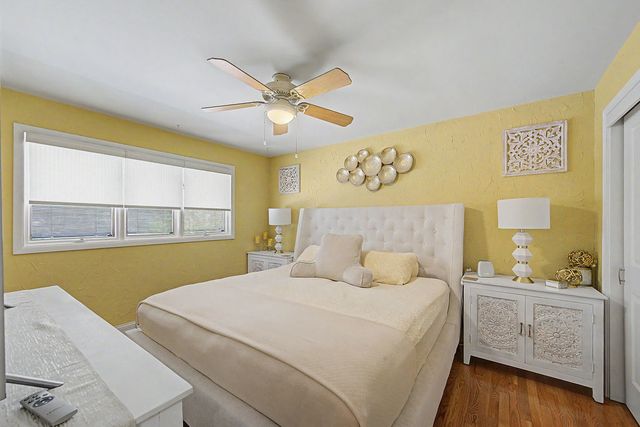 222 S Mayfair Place, Chicago Heights, IL 60411