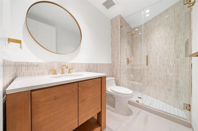 1111 Crandon Blvd B103, Key Biscayne, FL 33149