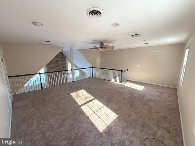 89 S SHORE DR, Dover, DE 19901