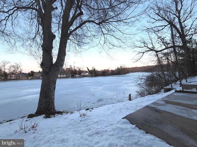 89 S SHORE DR, Dover, DE 19901