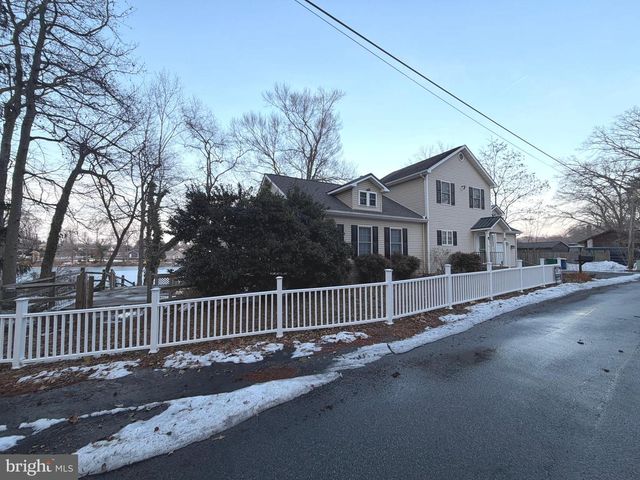 89 S SHORE DR, Dover, DE 19901