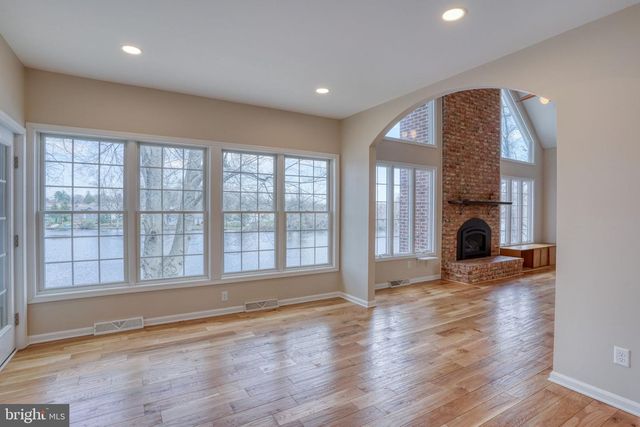 89 S SHORE DR, Dover, DE 19901