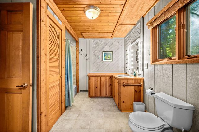 11008 Corey Lake Road, Fabius Twp, MI 49093