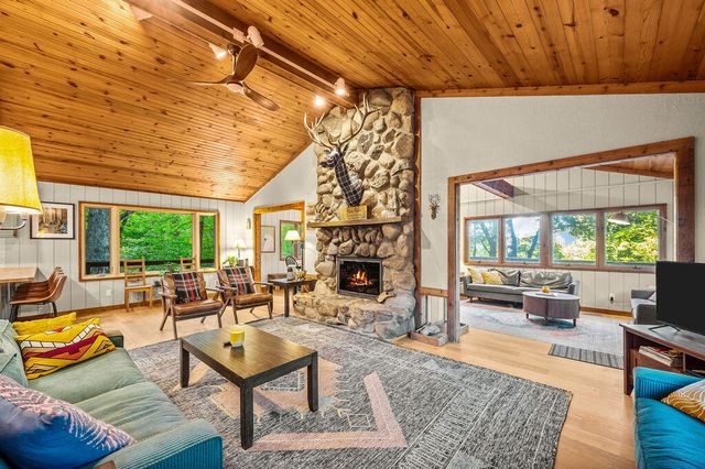 11008 Corey Lake Road, Fabius Twp, MI 49093