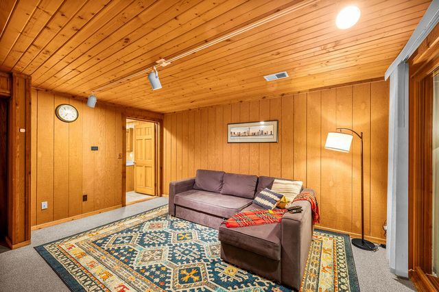 11008 Corey Lake Road, Fabius Twp, MI 49093