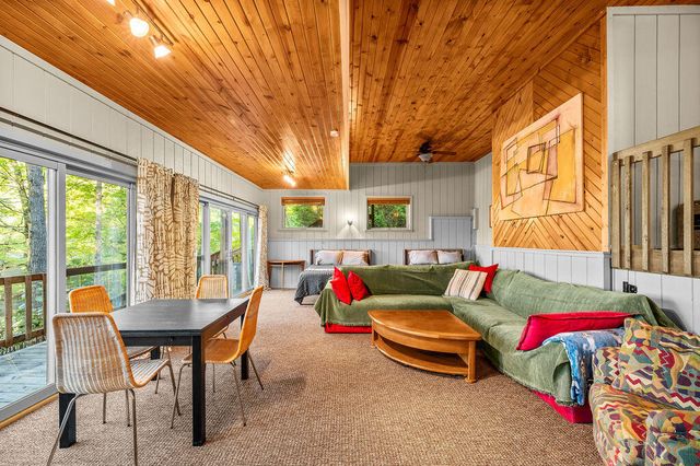 11008 Corey Lake Road, Fabius Twp, MI 49093