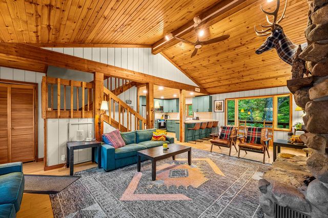 11008 Corey Lake Road, Fabius Twp, MI 49093