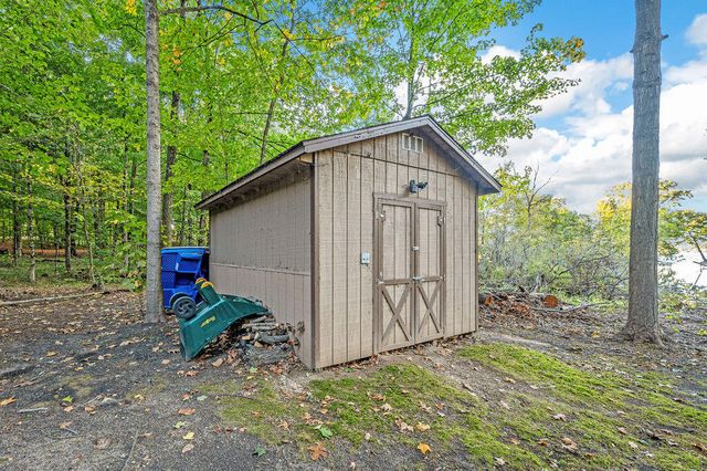 11008 Corey Lake Road, Fabius Twp, MI 49093