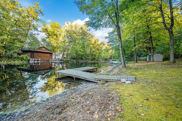 11008 Corey Lake Road, Fabius Twp, MI 49093
