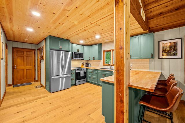 11008 Corey Lake Road, Fabius Twp, MI 49093