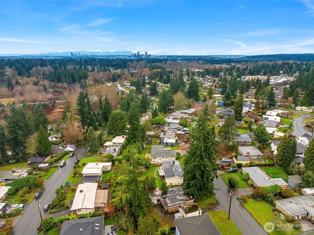 1071 158th Place SE, Bellevue, WA 98008