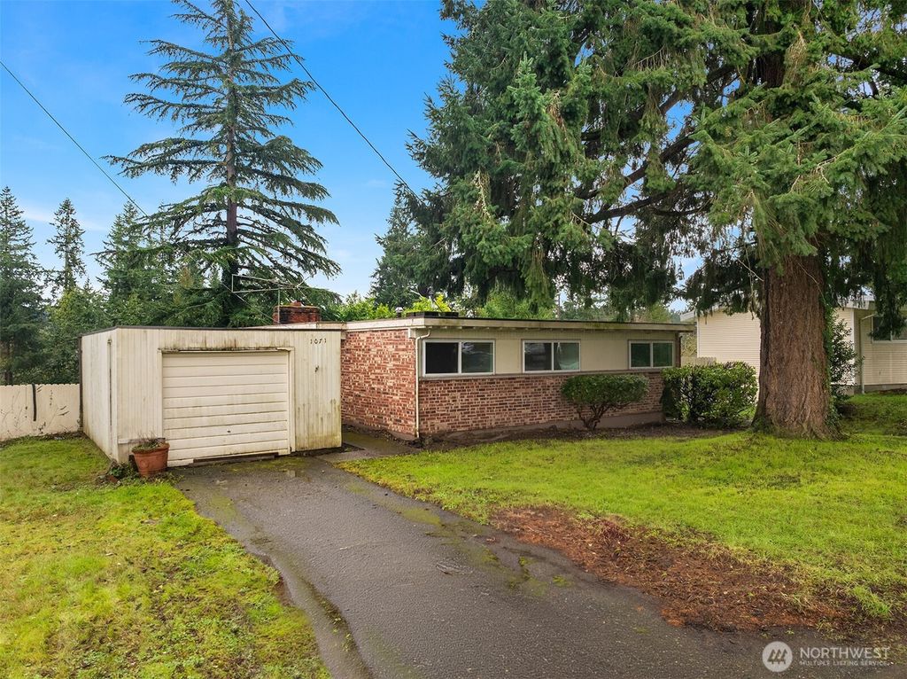 1071 158th Place SE, Bellevue, WA 98008
