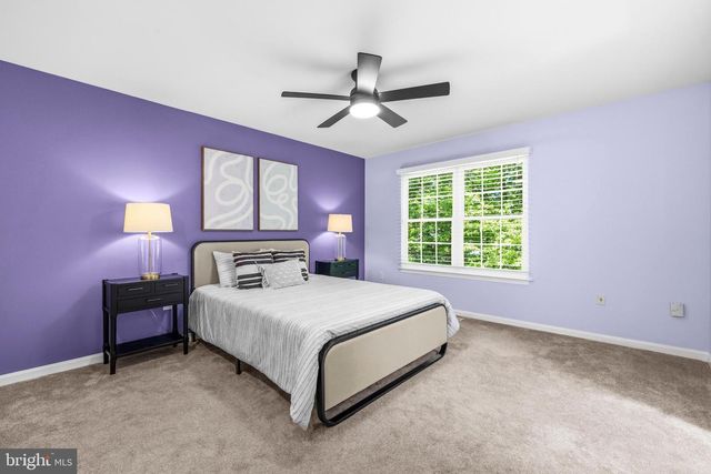 3979 BURNING BUSH CT, Fairfax, VA 22033