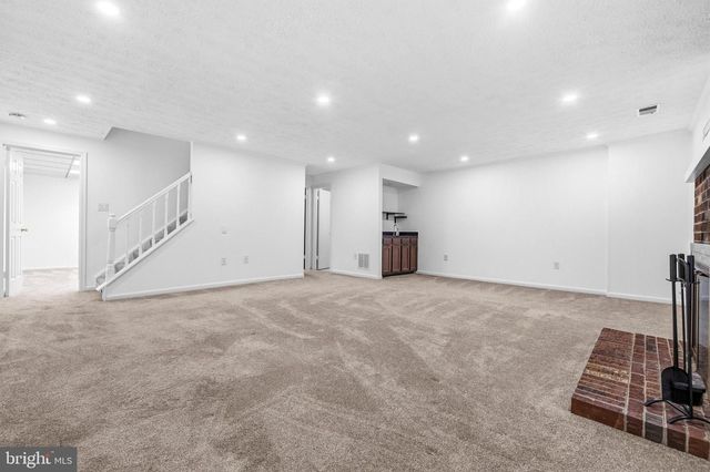 3979 BURNING BUSH CT, Fairfax, VA 22033