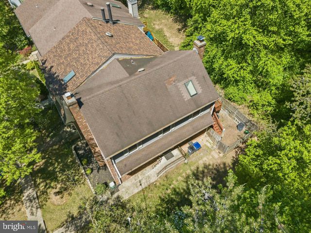3979 BURNING BUSH CT, Fairfax, VA 22033