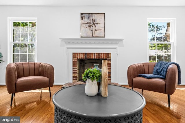 3979 BURNING BUSH CT, Fairfax, VA 22033