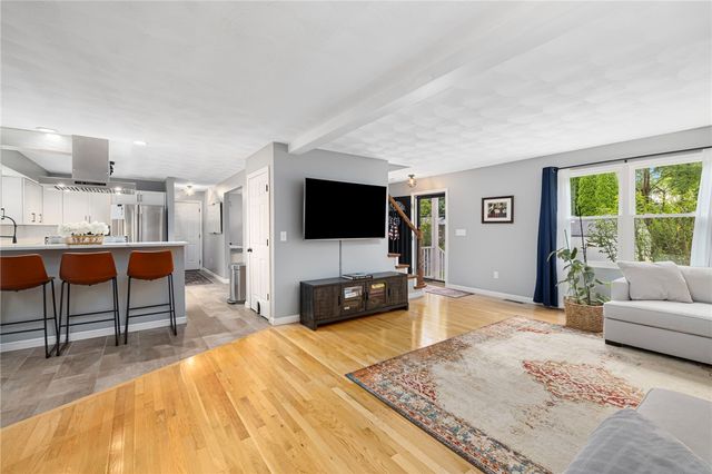 5 Cyr Court, West Warwick, RI 02893