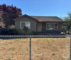 1370 East Ave, Turlock, CA 95380