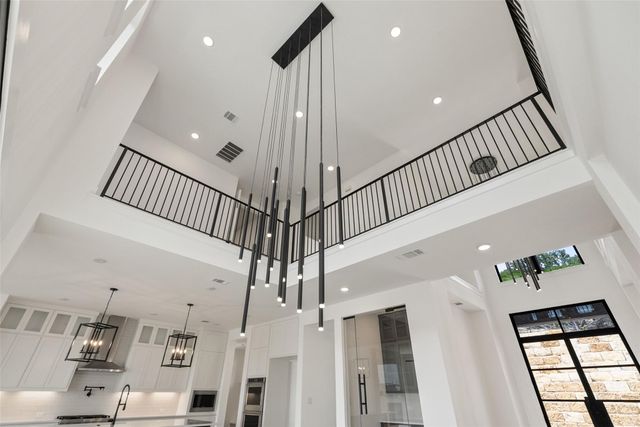104 High View TRL, Lakeway, TX 78738