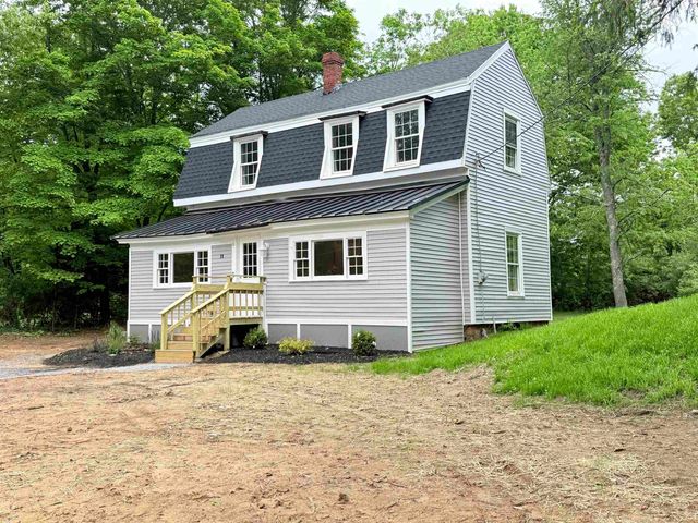 19 Depot Road, Kingston, NH 03848