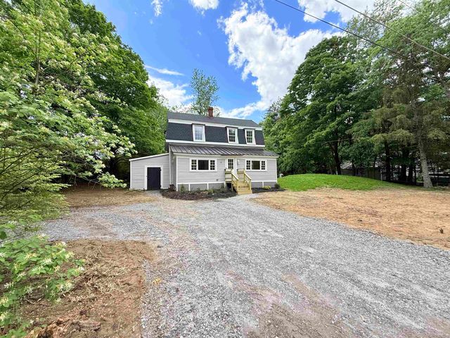 19 Depot Road, Kingston, NH 03848