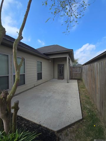 1560 Tasajillo Dr, St Gabriel, LA 70776
