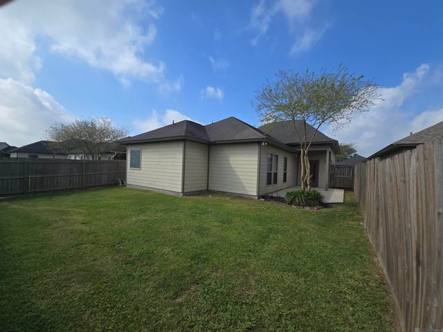 1560 Tasajillo Dr, St Gabriel, LA 70776