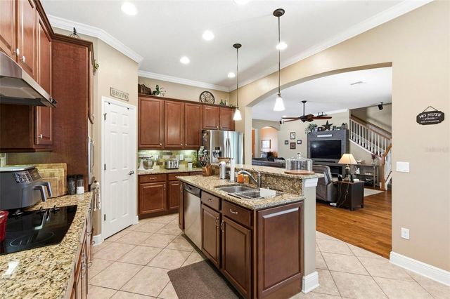 8743 NEW ALEXANDRIA LOOP, New Port Richey, FL 34654