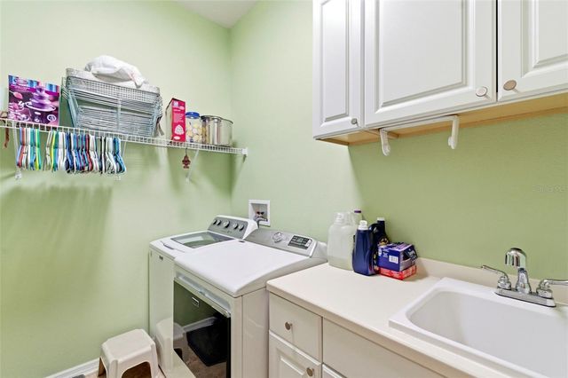 8743 NEW ALEXANDRIA LOOP, New Port Richey, FL 34654