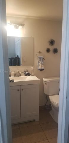 17021 N Bay Road 127, Sunny Isles Beach, FL 33160