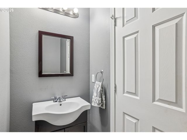 16070 Sw AUDUBON St 101, Beaverton, OR 97003