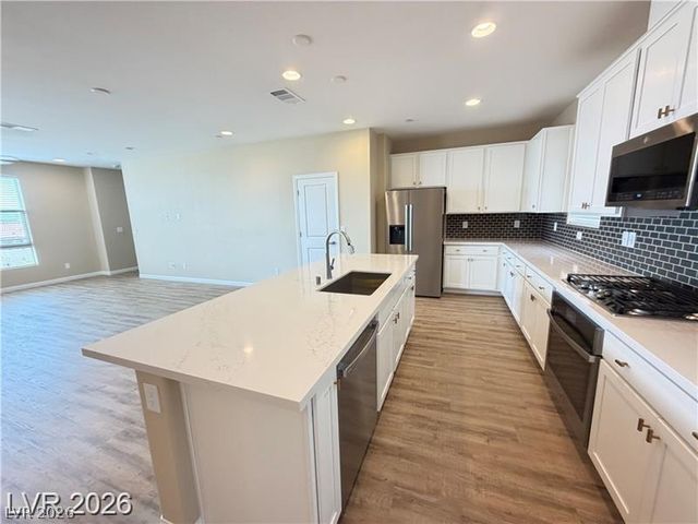 1741 North Desert Foothills Drive, Las Vegas, NV 89138