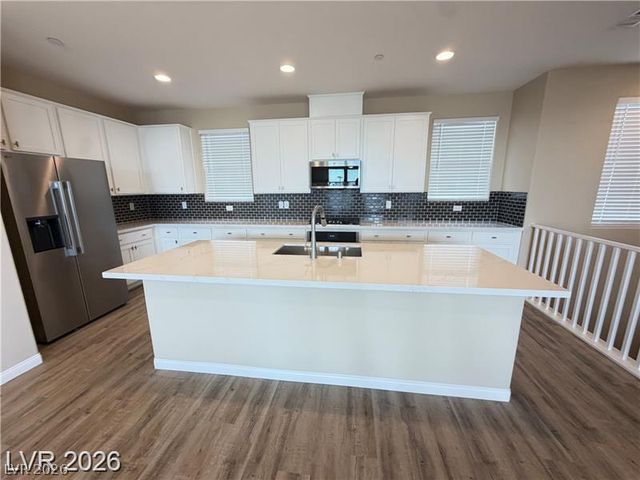 1741 North Desert Foothills Drive, Las Vegas, NV 89138