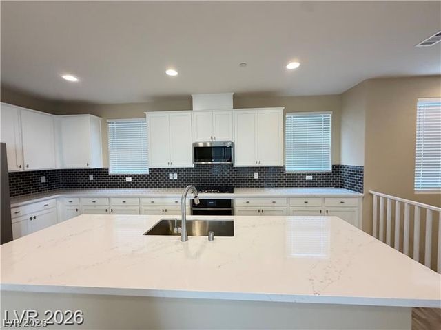 1741 North Desert Foothills Drive, Las Vegas, NV 89138
