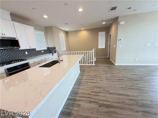 1741 North Desert Foothills Drive, Las Vegas, NV 89138
