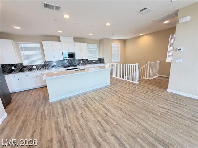 1741 North Desert Foothills Drive, Las Vegas, NV 89138