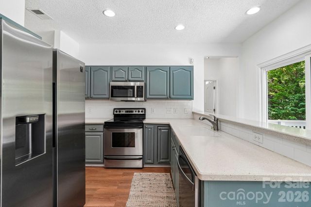 12119 Meadow Post Lane, Charlotte, NC 28269