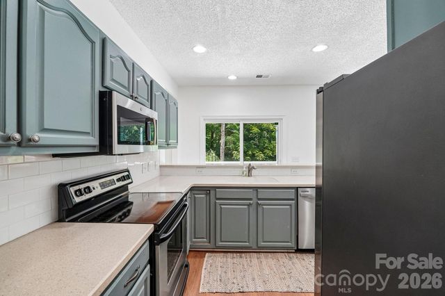 12119 Meadow Post Lane, Charlotte, NC 28269