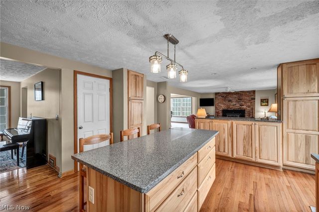 13160 Stoney Springs Drive, Chardon, OH 44024