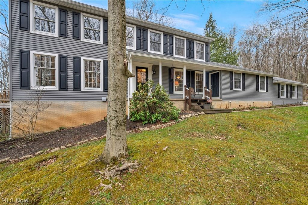 13160 Stoney Springs Drive, Chardon, OH 44024
