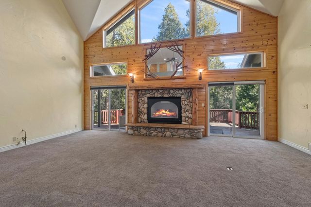 22987 Lazy Z Ln, Sonora, CA 95370