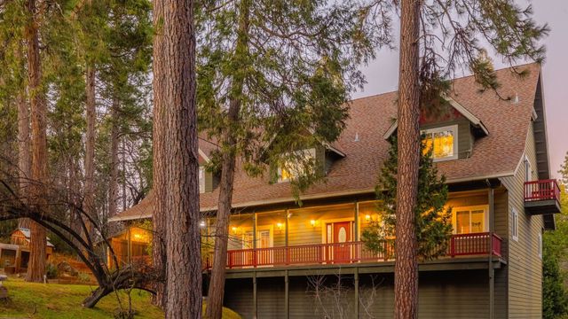 22987 Lazy Z Ln, Sonora, CA 95370