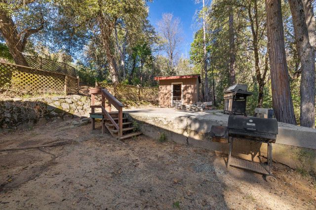22987 Lazy Z Ln, Sonora, CA 95370