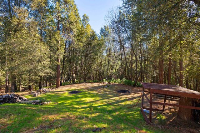 22987 Lazy Z Ln, Sonora, CA 95370