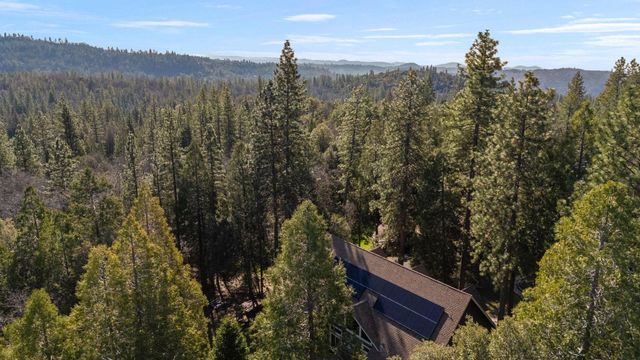 22987 Lazy Z Ln, Sonora, CA 95370