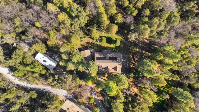 22987 Lazy Z Ln, Sonora, CA 95370