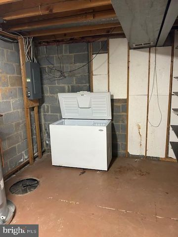 1752 SPRINGFIELD LN, Frederick, MD 21701