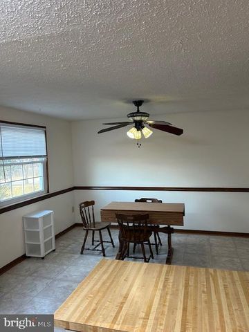 1752 SPRINGFIELD LN, Frederick, MD 21701